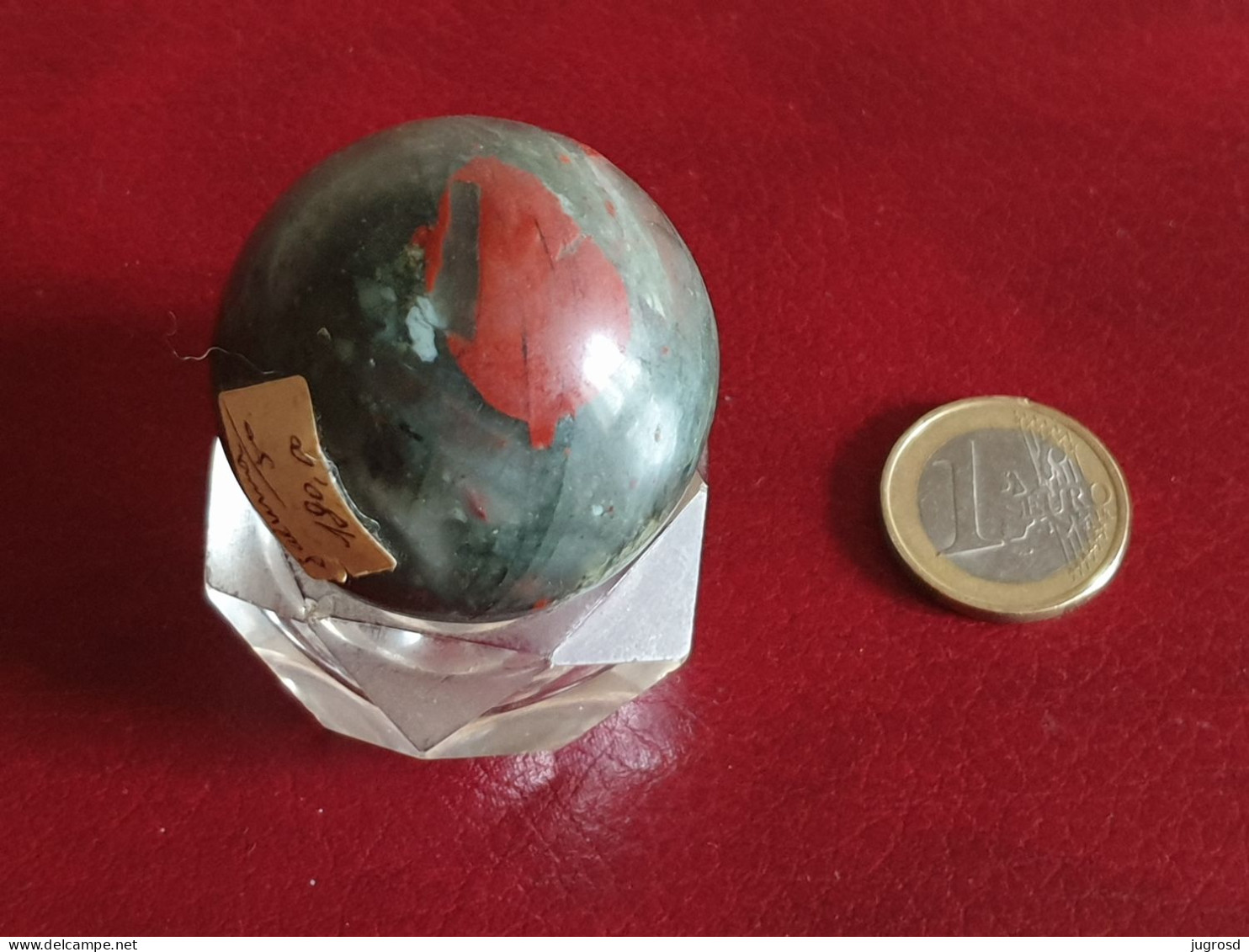Sphère De Jaspe African Bloodstone Diamètre 4,3 Cm Poids 98 Grammes - Mineralien