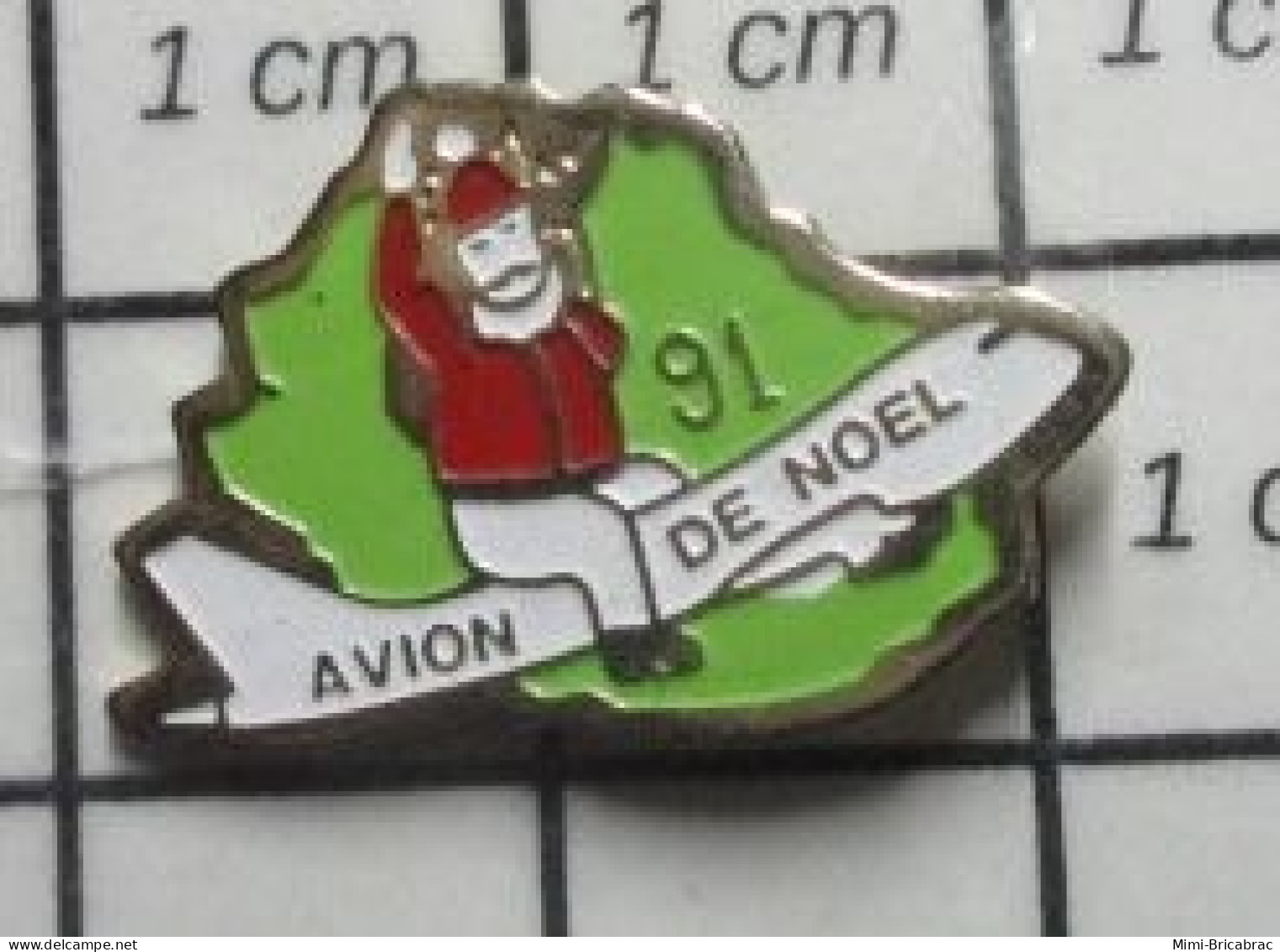 611c Pin's Pins / Beau Et Rare / AVIATION / AVION DE NOEL 91 PERE NOEL - Avions