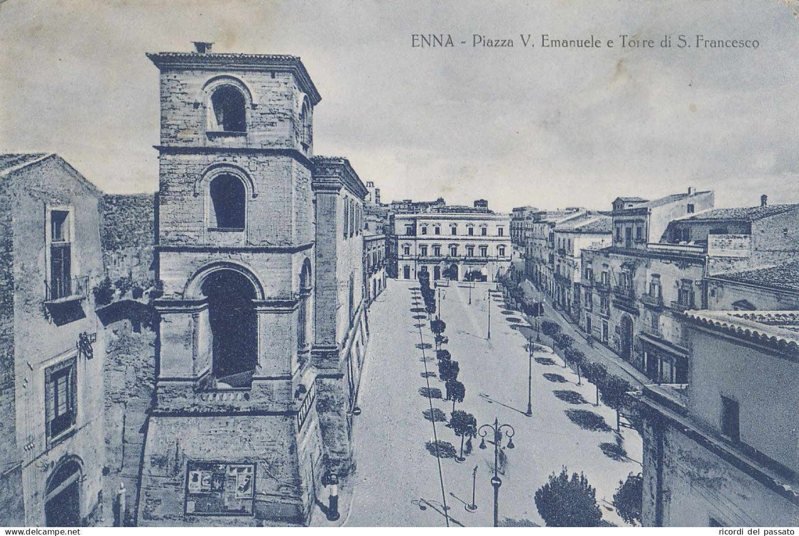 Cartolina Enna - Piazza V.emanuele E Torre Di S.francesco - Enna