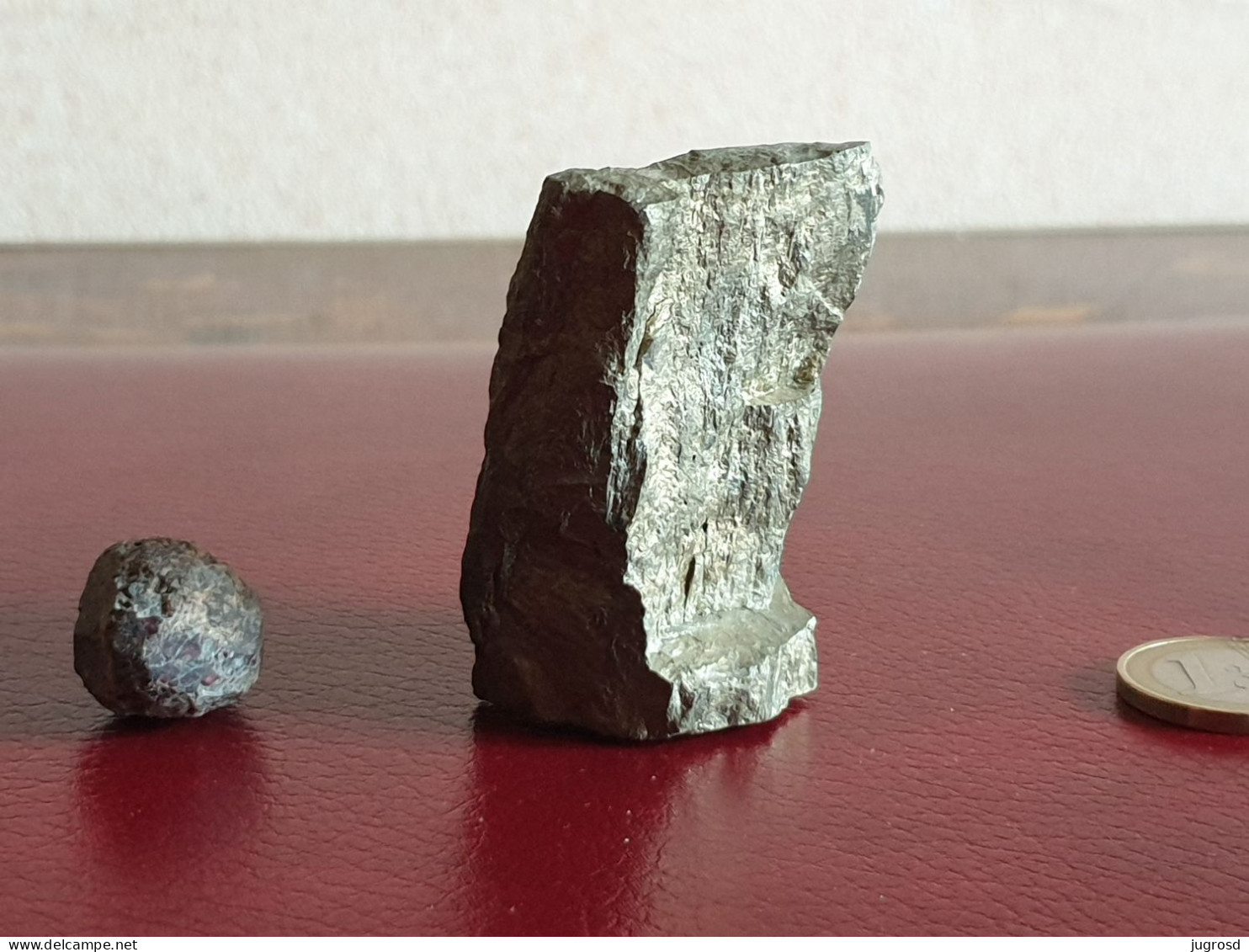 Bloc De De Pyrite Dorée Longueur 5,8 Cm 148 Grammes + Nodule Métallique 16 Grammes - Mineralien