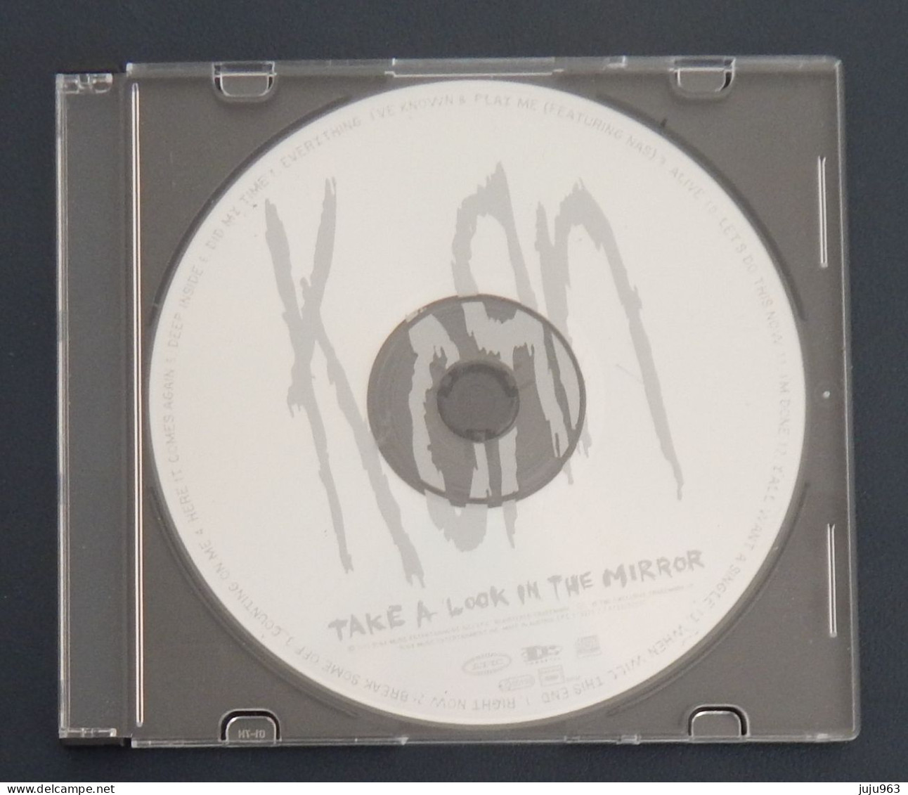CD KORN "TAKE A LOOK IN THE MIRROR"  BON ETAT PAS DE JAQUETTE - Hard Rock & Metal
