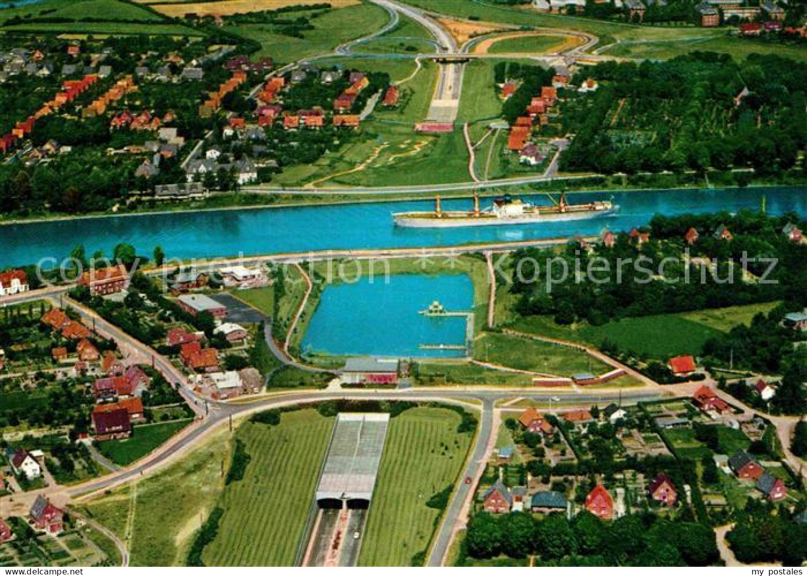 72878527 Rendsburg Strassentunnel Nord Ostsee Kanal Fliegeraufnahme Rendsburg - Rendsburg