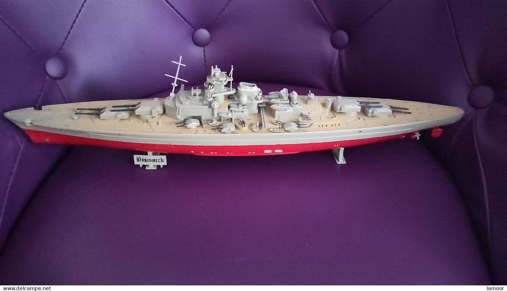 2 WK Bismark Schiff Modell Aus Kunstoff Ca 50 Cm Lang - Barcos