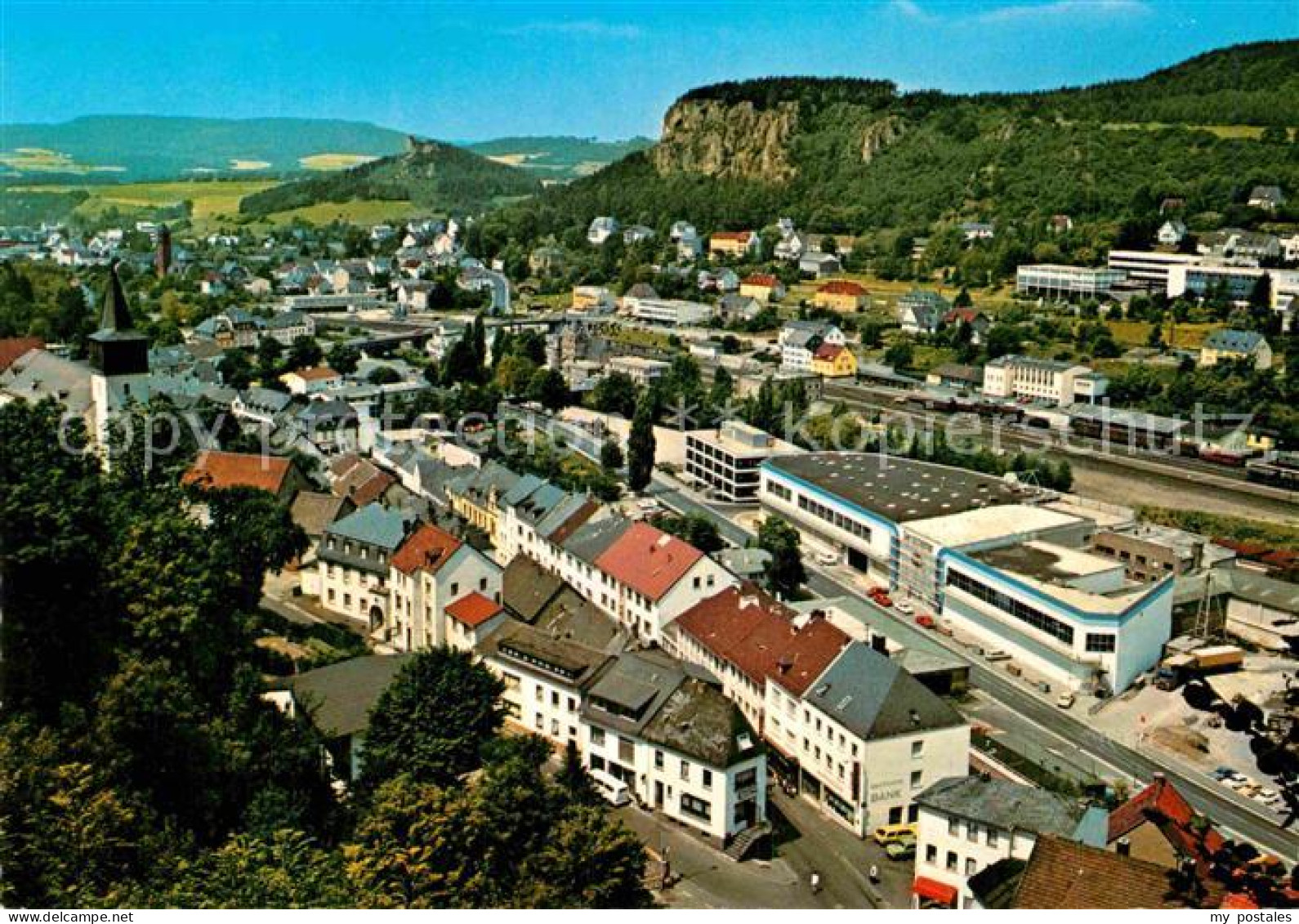 72875539 Gerolstein Panorama Mit Auberg Und Munterlay Gerolstein - Gerolstein