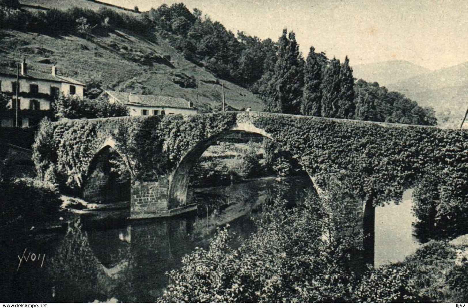 CPA 64 - BIDARRAY (Pyrénées Atl.) - Le Vieux Pont En Dos D'âne Sur La Nive - Bidarray