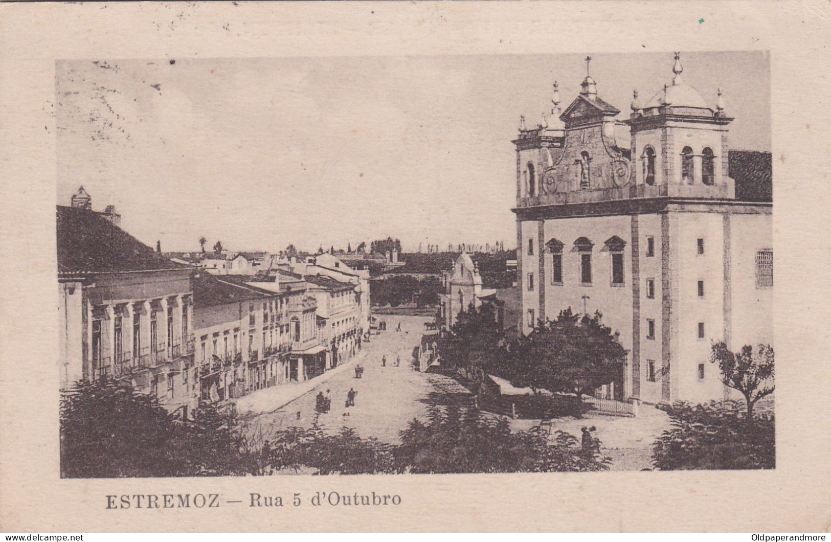 POSTCARD PORTUGAL - ESTREMOZ - R. 5 DE OUTUBRO - Evora