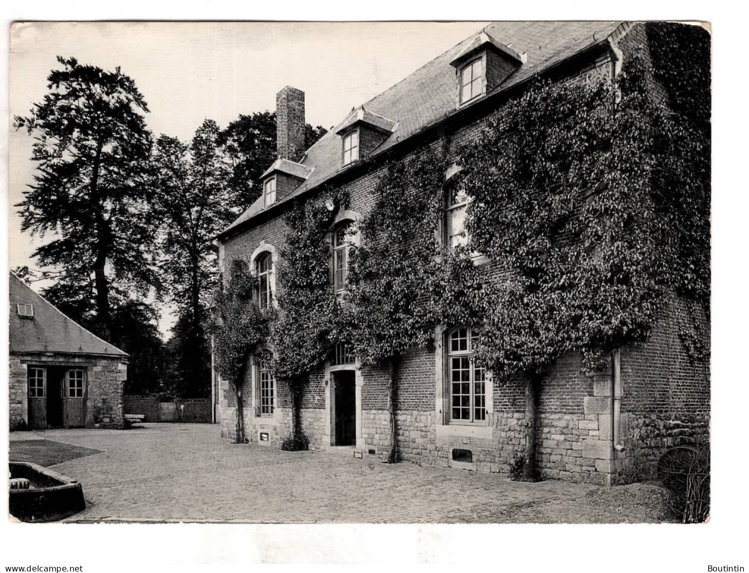 Florennes Ferme Du Château - Florennes