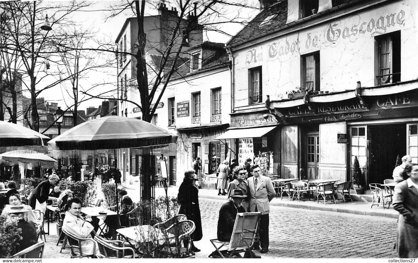 PARIS-75020- MONTMARTRE UNE ANGLE DE LA PLACE DU TERTRE ET LE RUE NORVINS - Paris (20)