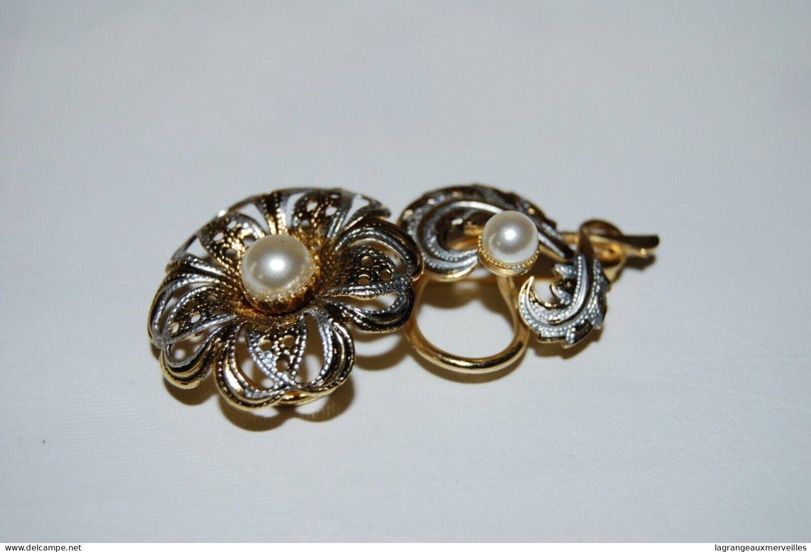 C56 Ancienne Bijoux - Broche Pour Dame - élégance - Brillant Perle - Broches