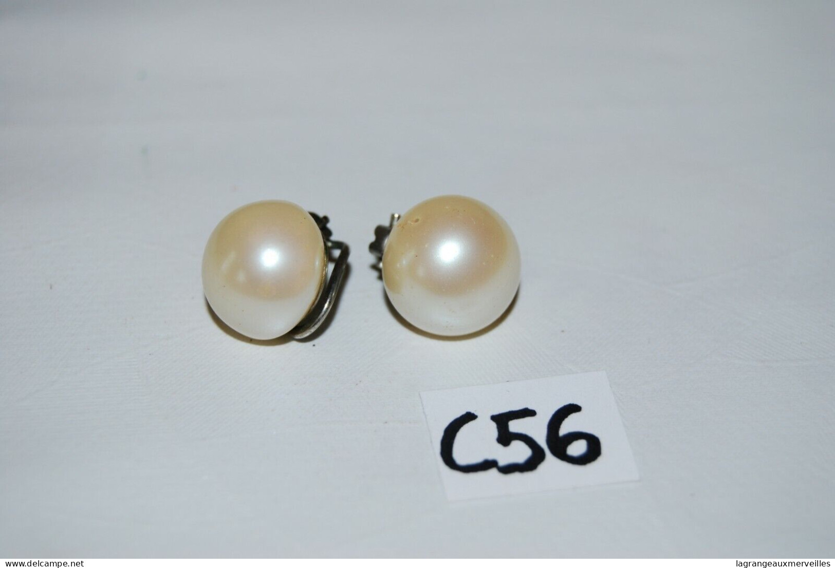 C56 Ancienne Paire De Boucles D'oreilles - Perle - Femme - Boucles D'oreilles