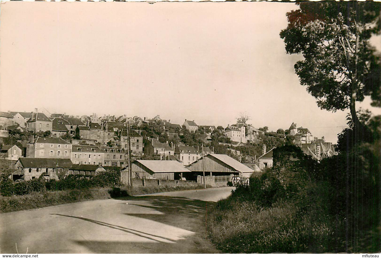 53* AMBRIEREE LE GRAND   Vue Generale   (CPSM 9x14cm)    RL11.0672 - Ambrieres Les Vallees