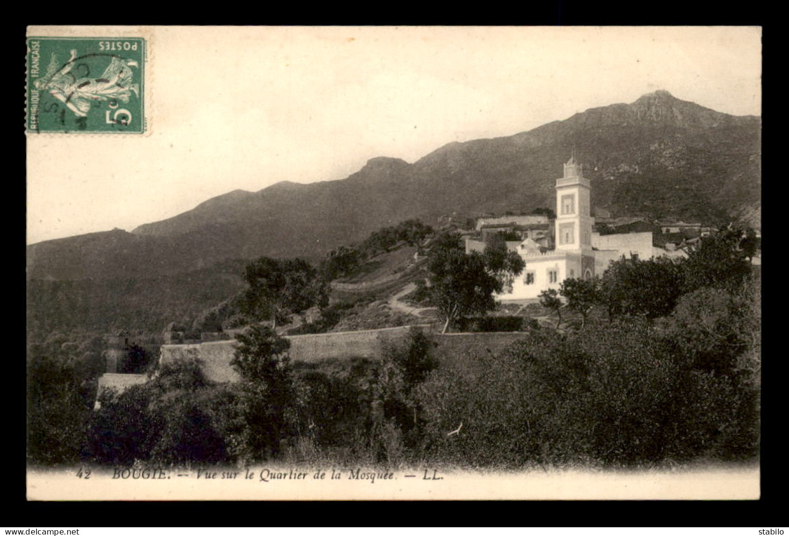 ALGERIE - BOUGIE - VUE SUR LE QUARTIER DE LA MOSQUEE - Bejaia (Bougie)