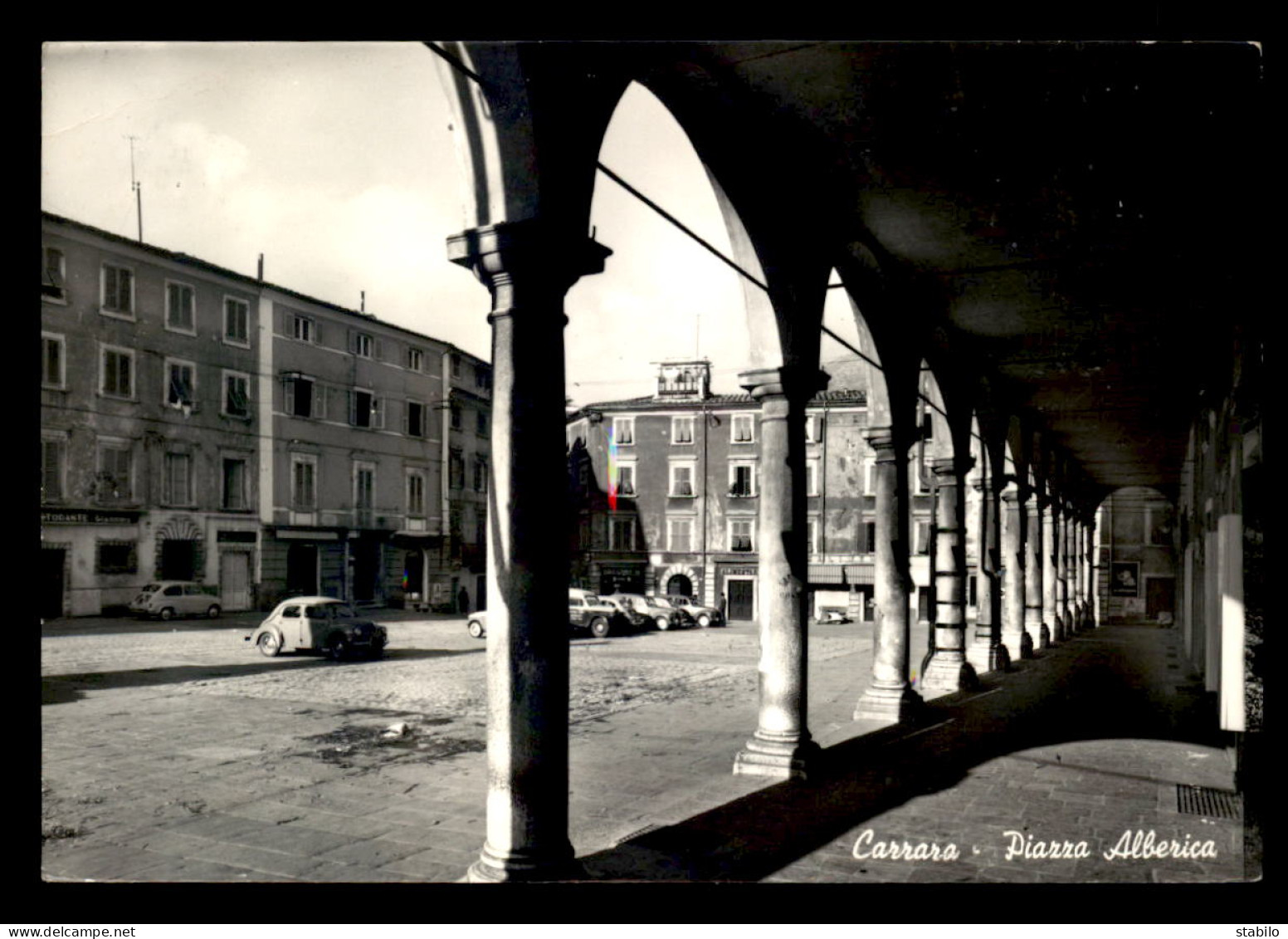 ITALIE - CARRARA - PIAZZA ALBERICA - Carrara