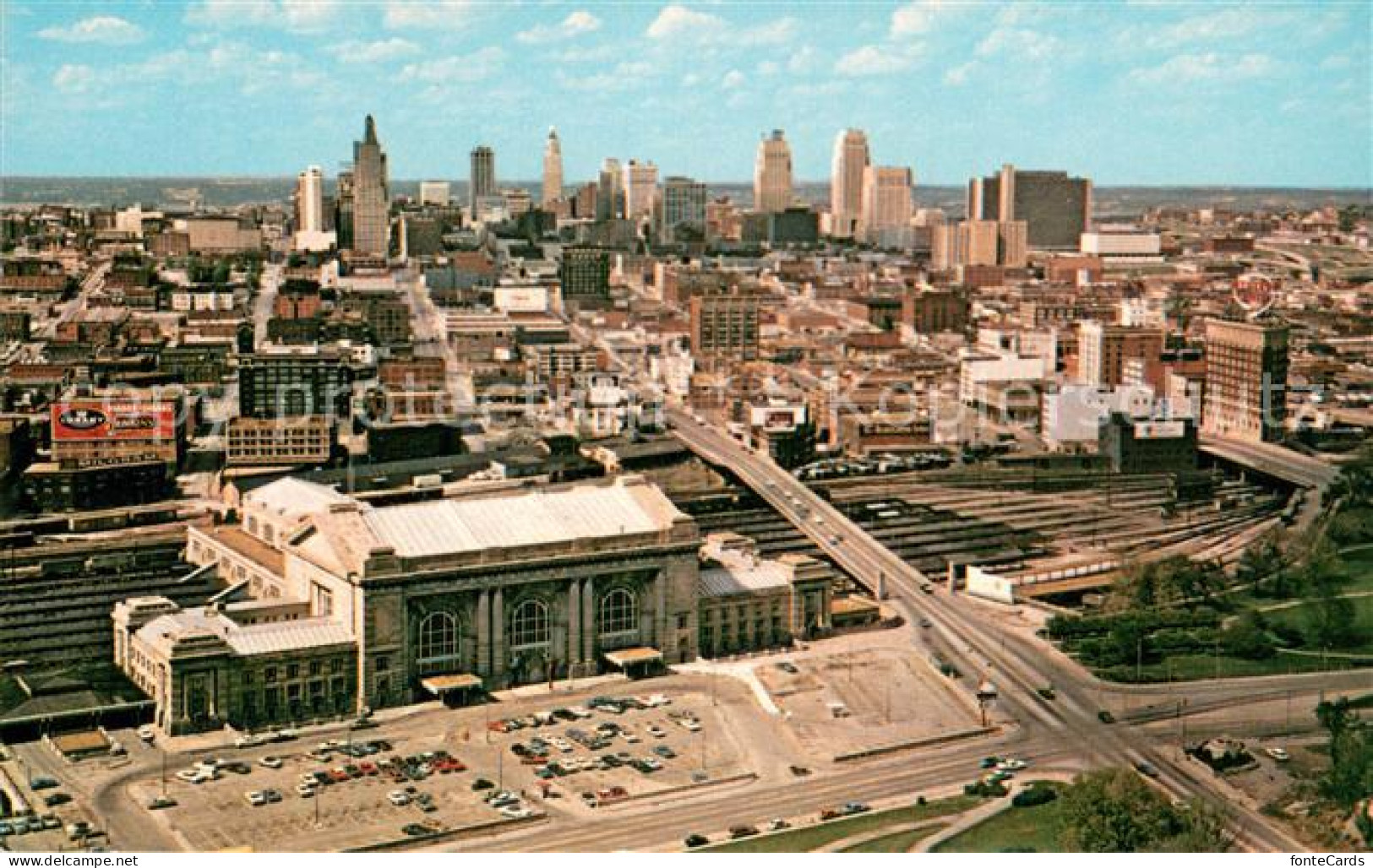 73716552 Kansas_City_Missouri Union Station And Skyline As Seen From Atop The Li - Autres & Non Classés