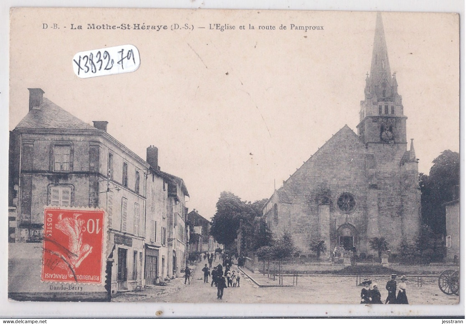 LA MOTHE-ST-HERAYE- L EGLISE ET LA ROUTE DE PAMPROUX - La Mothe Saint Heray