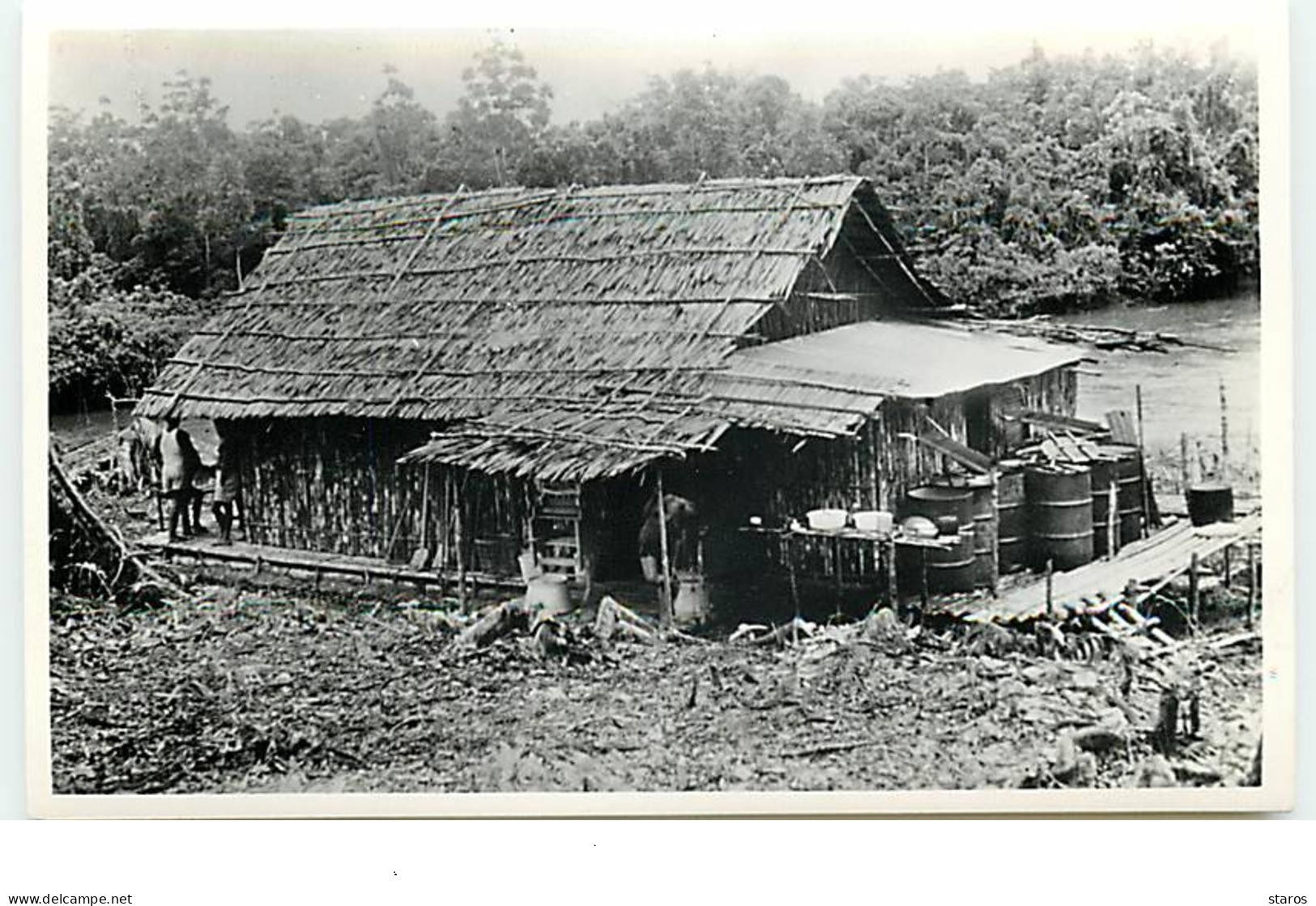 Papouasie-Nouvelle-Guinée - Vereniging Mesoz - Maison Provisoire Du Révérend Klamer - Papouasie-Nouvelle-Guinée