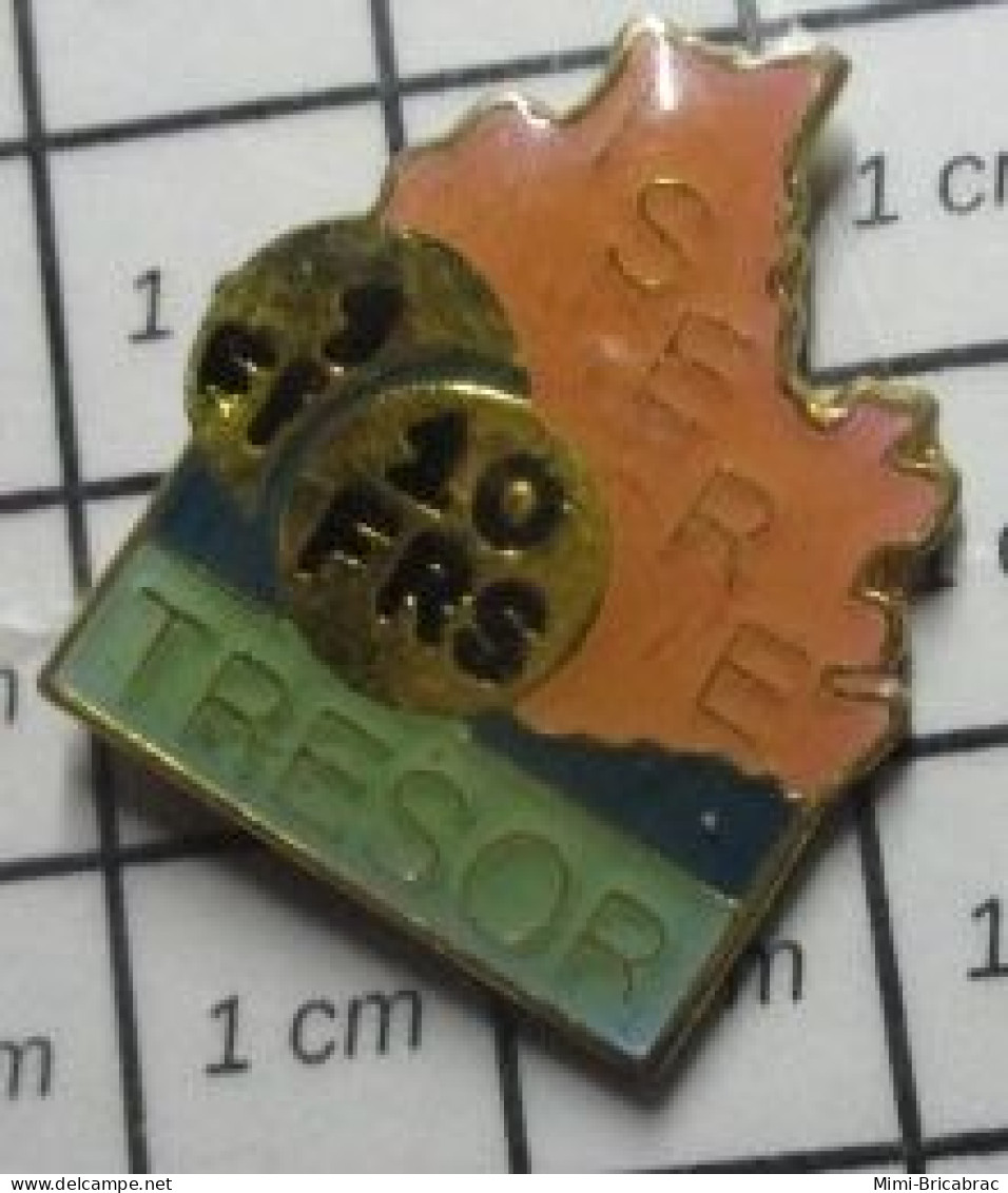 917 Pin's Pins / Beau Et Rare / ADMINISTRATIONS / TRESOR PUBLIC ISERE PIECE DE 20 FF - Administrations