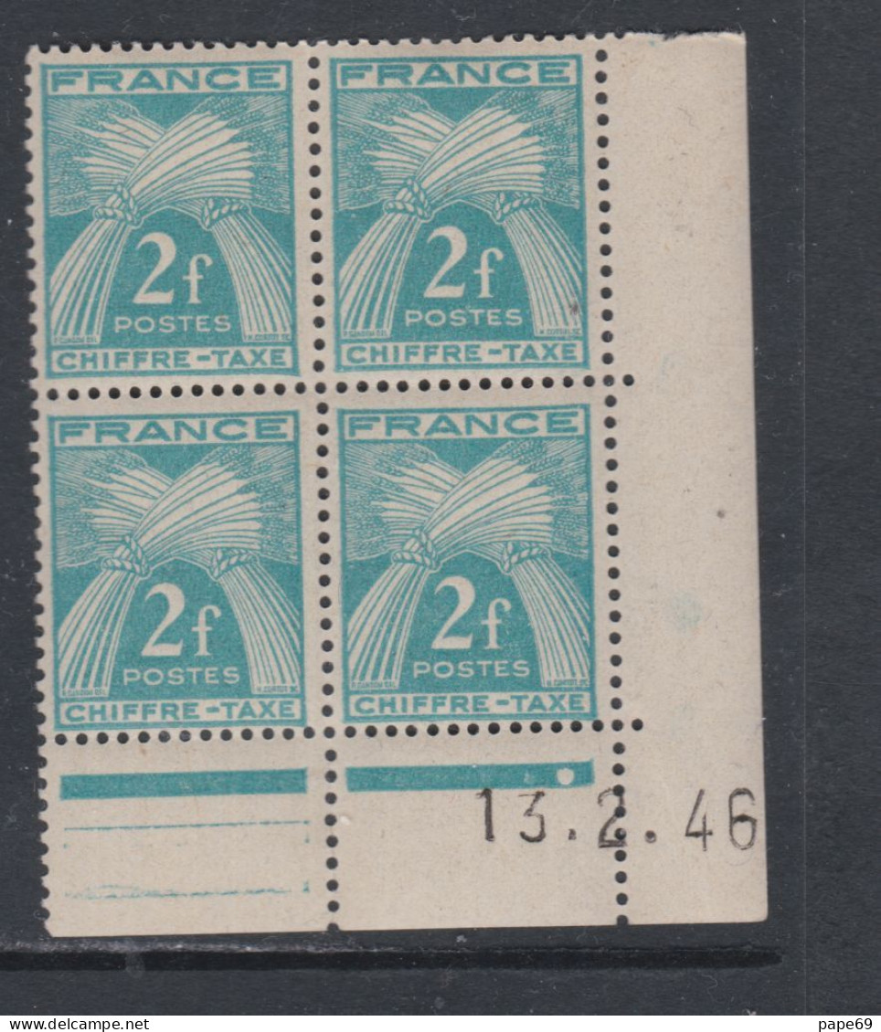 France Timbres-Taxe N° 72 X : 2 F. Bleu-vert En Bloc De 4 Coin Daté Du  13 . 2 . 46 .   1 Pt Blanc, Trace Cha. Sinon TB - Strafport