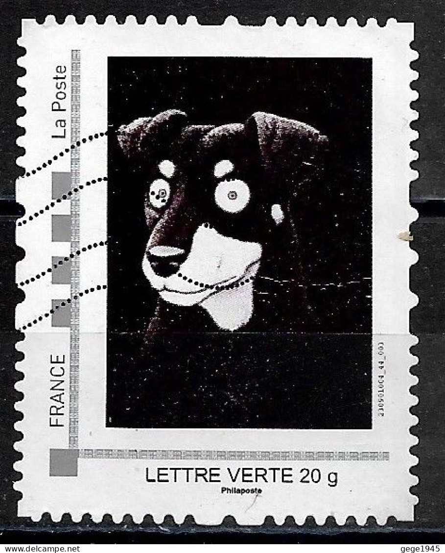 Un Dog ( Caricaturé )  Légèrement Coloré En Violet - Gebraucht