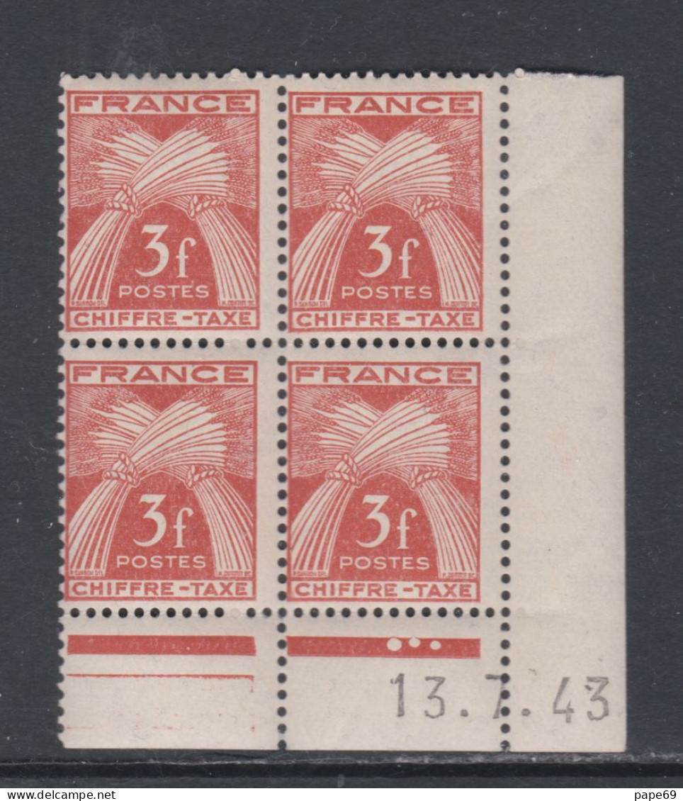 France Timbres-Taxe N° 73 XX  : 3 F. Rouge-brun  En Bloc De 4 Coin Daté Du  13 . 7 . 43 .  3 Points Blancs, Sans Cha. TB - Portomarken