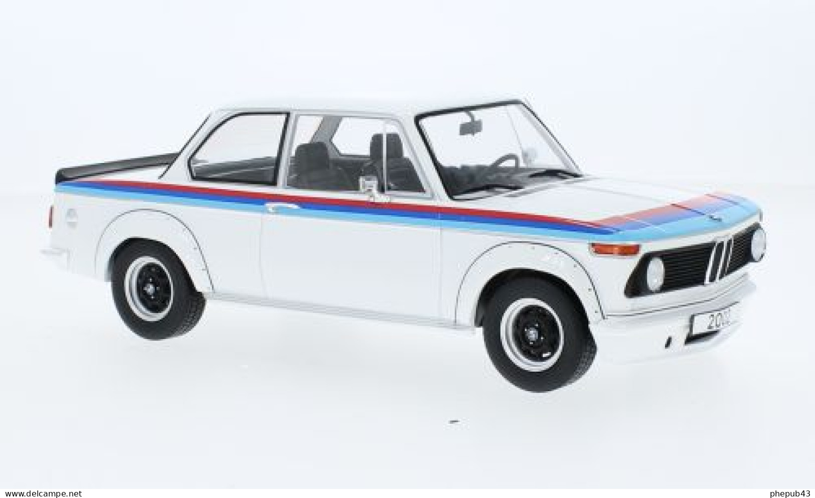 BMW 2002 Turbo - 1973 - White + Stripes - Model Car Group (1:18) - Otros & Sin Clasificación