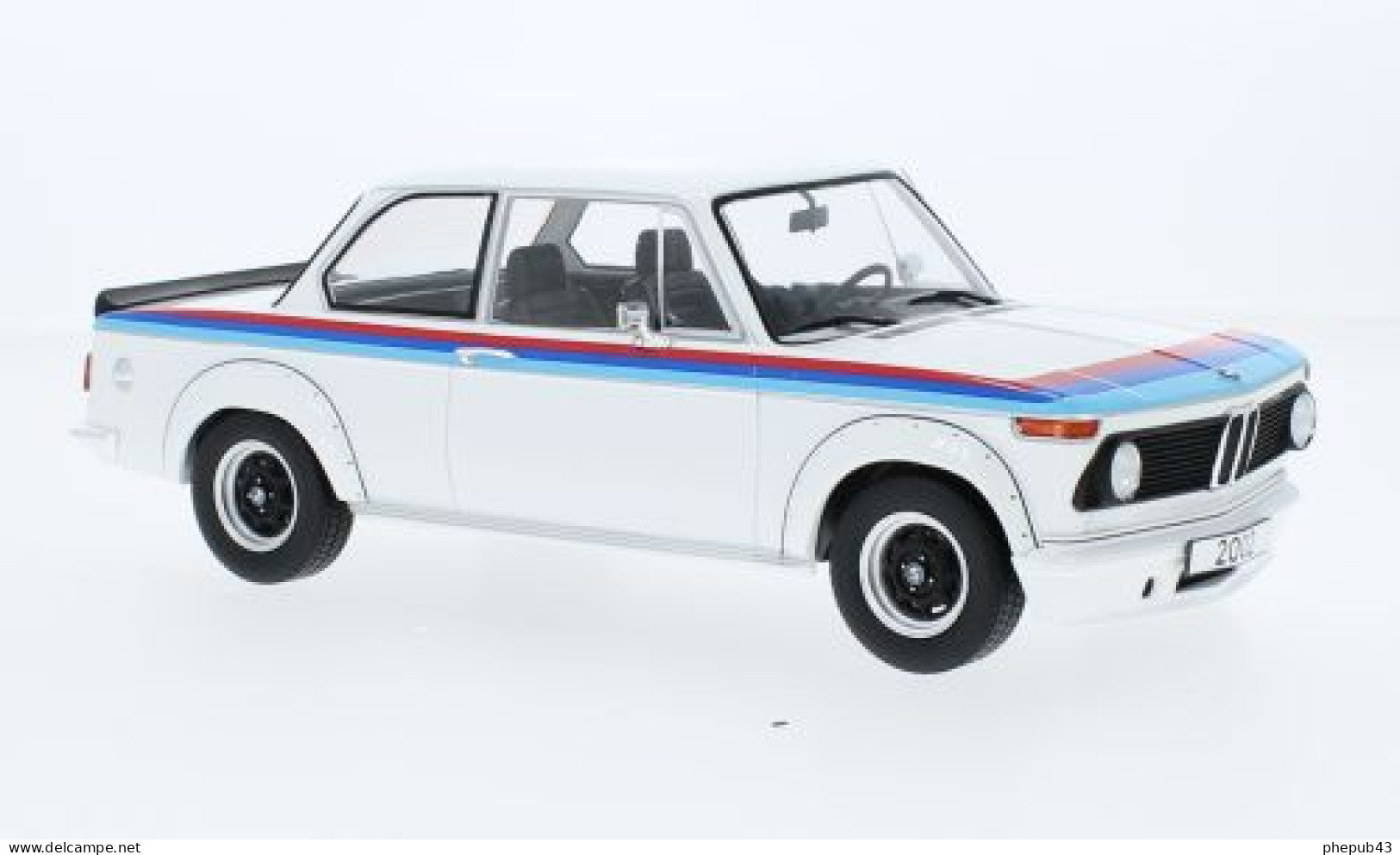 BMW 2002 Turbo - 1973 - White + Stripes - Model Car Group (1:18) - Other & Unclassified