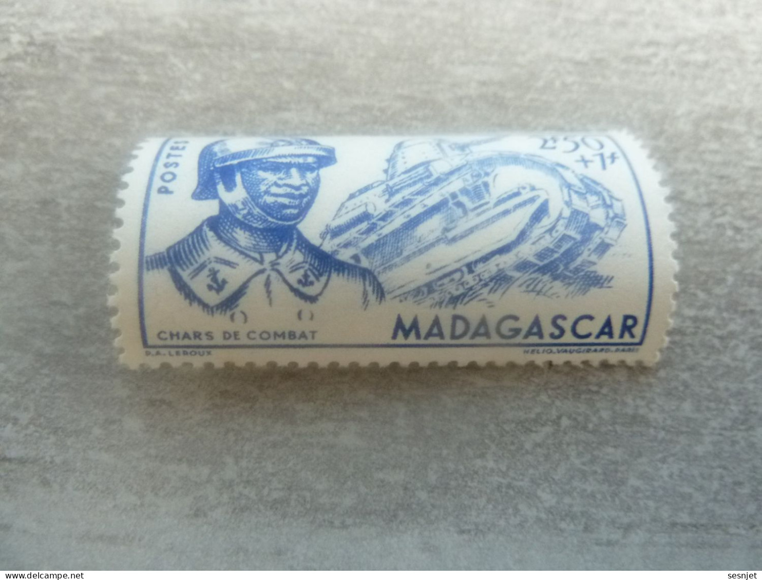 Madagascar - Chars De Combat - 2f.50+1f. - Yt 228 - Helio Vaugirard Paris - Bleu - Neuf - Année 1941 - - Unused Stamps