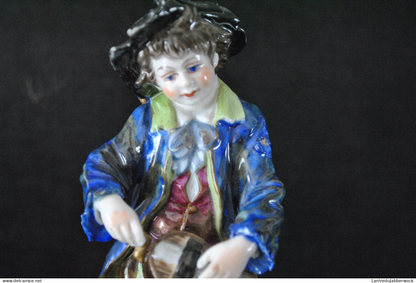 Magnifique STATUETTE DE MENDIANT SALTIMBANQUE MUSICIEN EN PORCELAINE DE WOLKSTED THURINGE Marque Cachet - Autres & Non Classés