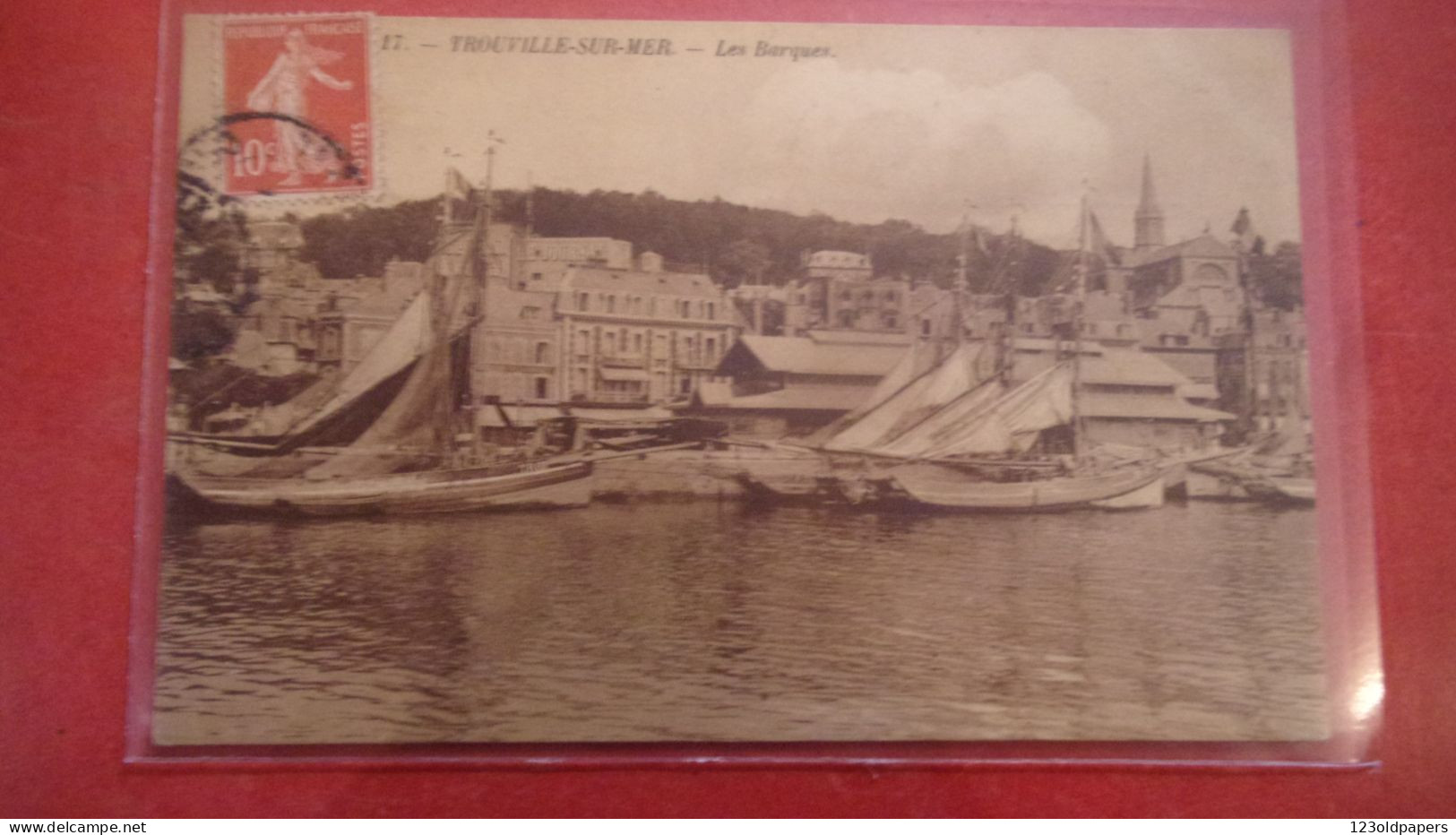 14 CALVADOS TROUVILLE  LES BARQUES - Trouville