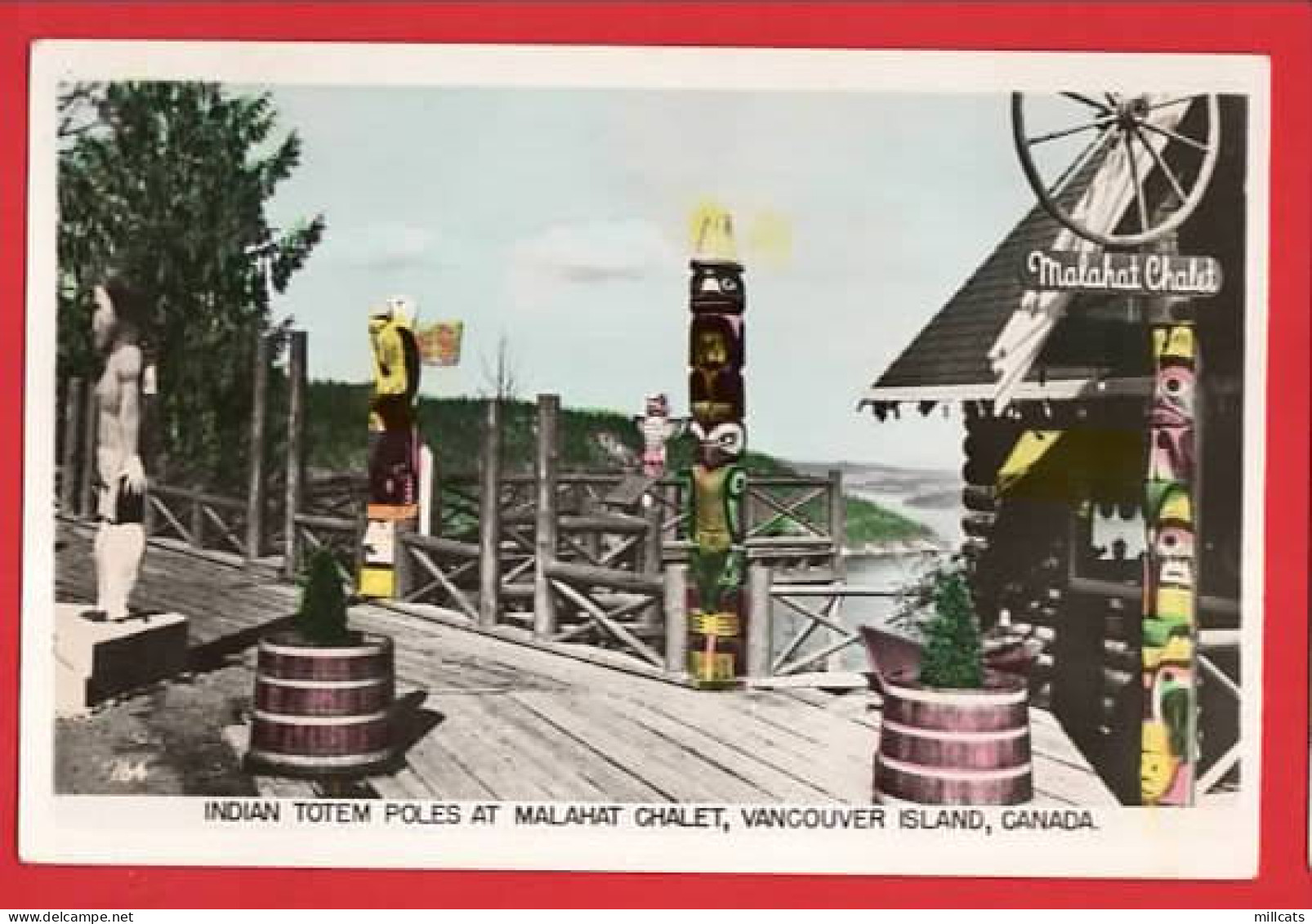 CANADA  B C   VANCOUVER ISLAND TOTEM POLES AT MALAHAT CHALET  RP - Vancouver