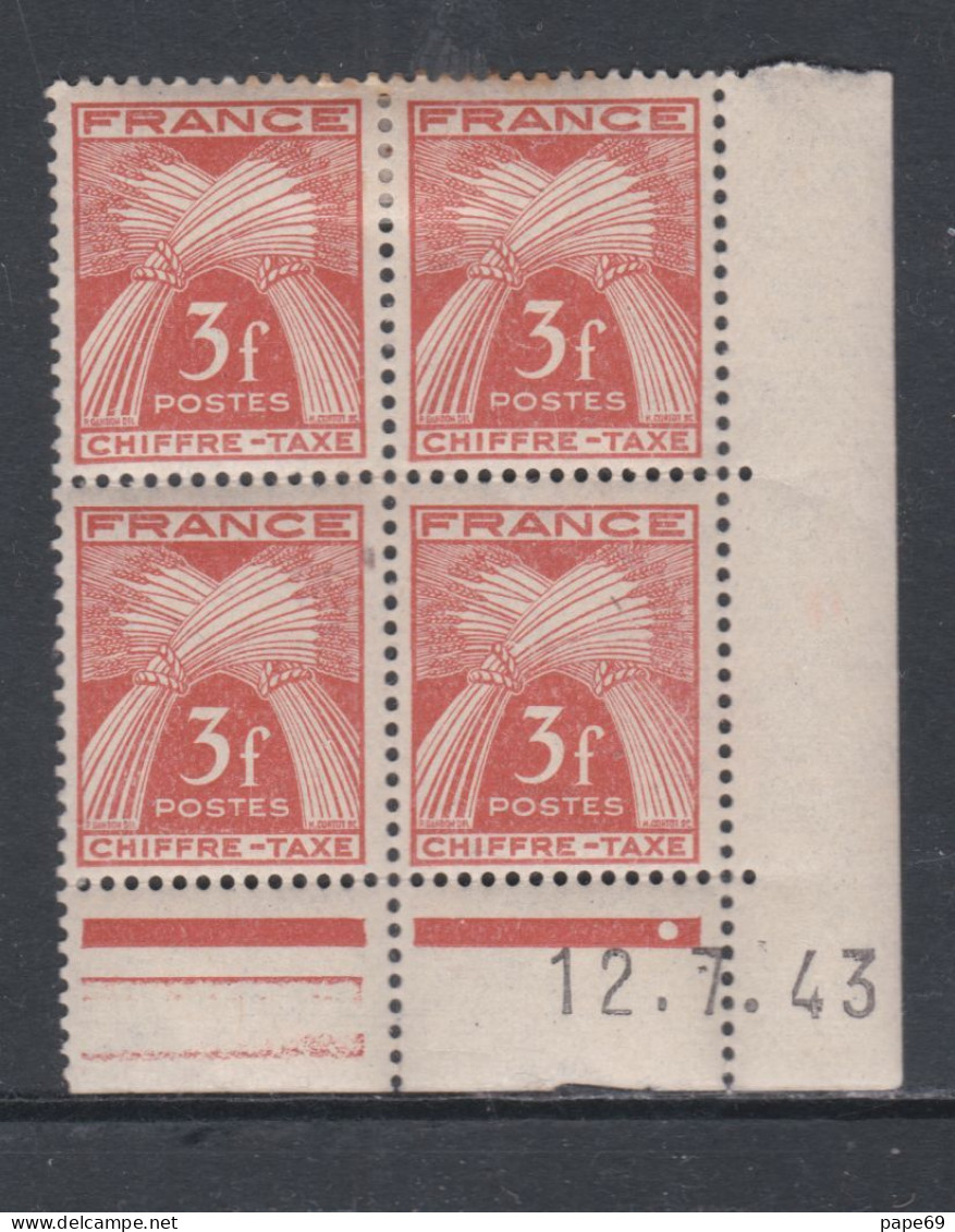 France Timbres-Taxe N° 73 X : 3 F. Rouge-brun En Bloc De 4 Coin Daté Du  12 . 7 . 43 .   1 Pt Blanc, Trace Cha. Sinon TB - Portomarken