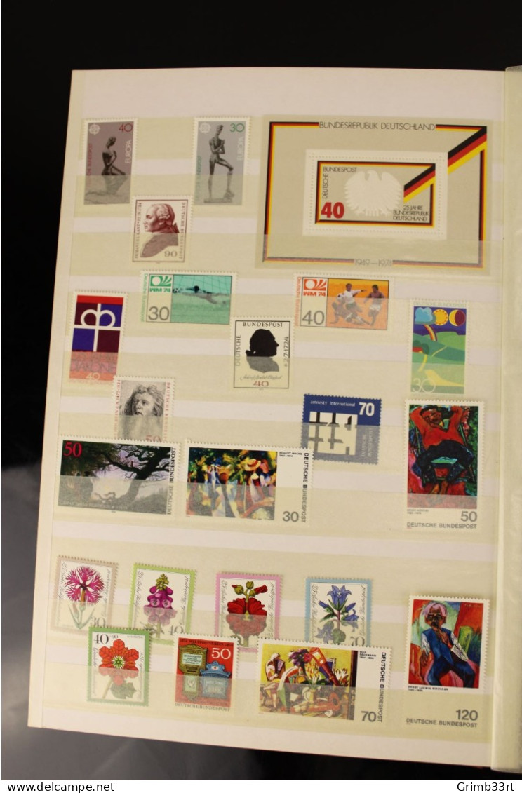 Duitsland / Allemagne / Deutschland - collectie postfrisse zegels in een album - 1968-1990