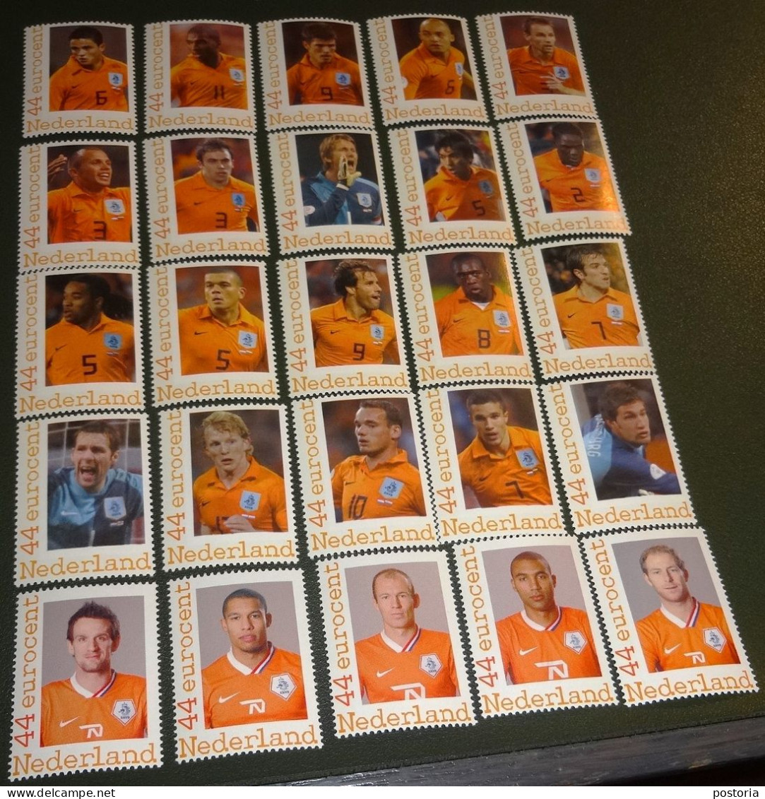 Nederland - NVPH - 25 Zegels Van 2562-E1 Tm E4 + 5 Latere Aanvul - 2008 - Persoonlijke Postfris - EK Voetbal - Oranje - Timbres Personnalisés