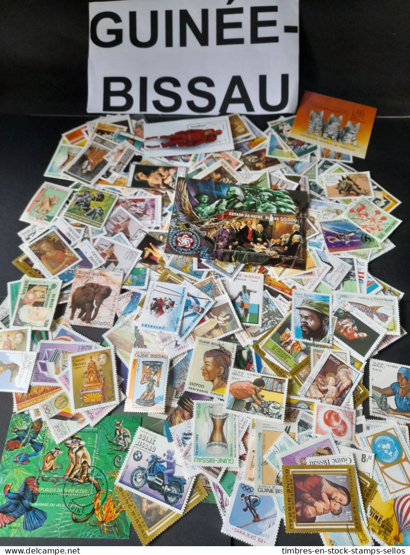 GUINEE BISSAU VRAC  70 G , DECOLLES, MODERNES, GRANDS 几内亚比绍散装 70 克，定时，现代，大号 LARGE OFF PAPER MIX - Lots & Kiloware (mixtures) - Max. 999 Stamps