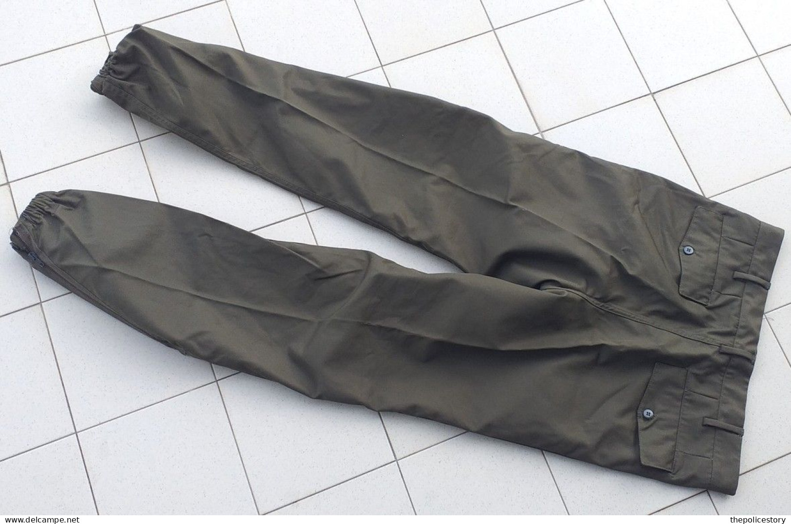 Giacca pantaloni mimetica verde E.I. tg. 46 del 1986 originale marcata mai usata