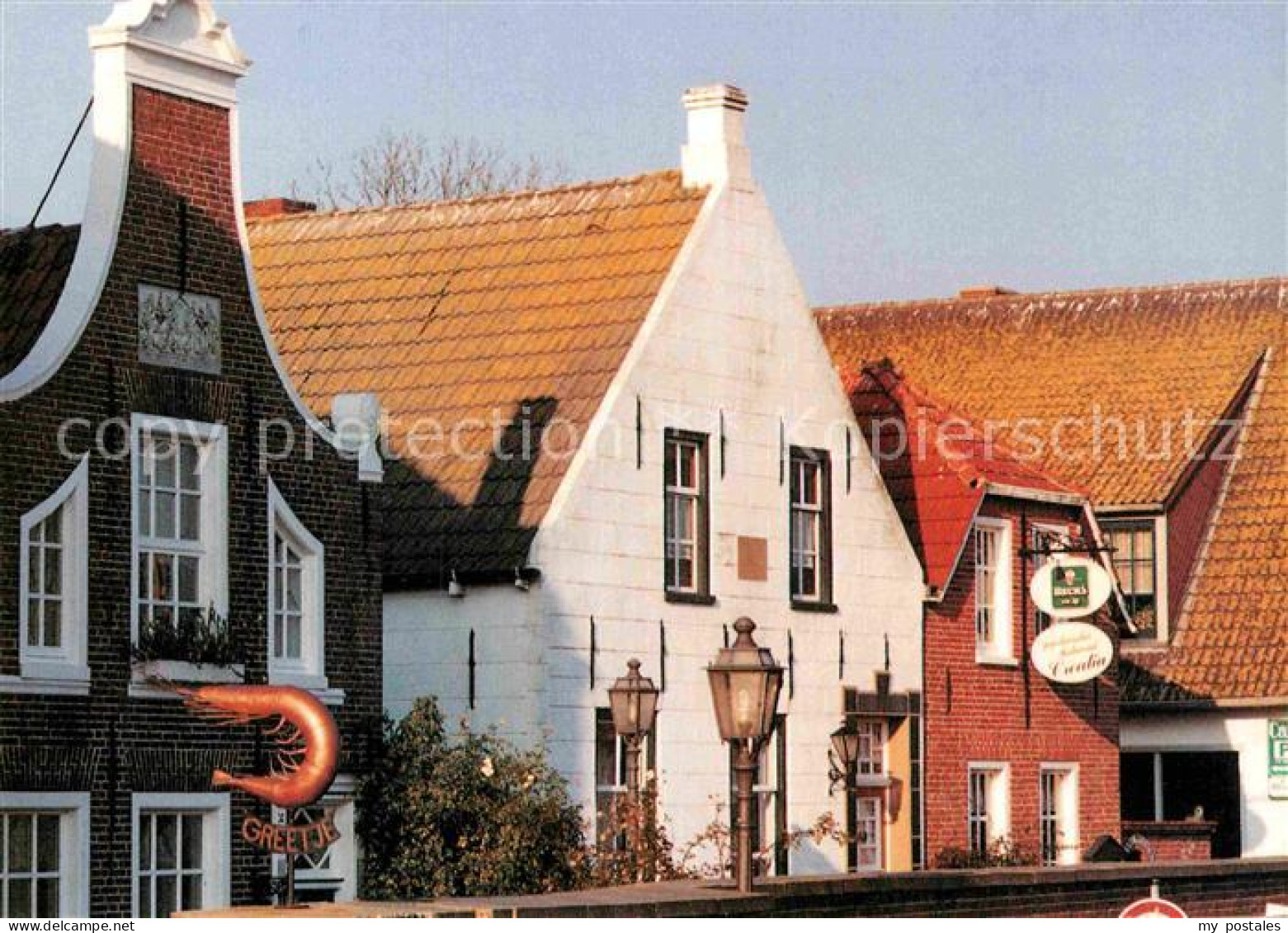 72909241 Greetsiel Haeuserzeile Hafen Greetsiel - Krummhoern