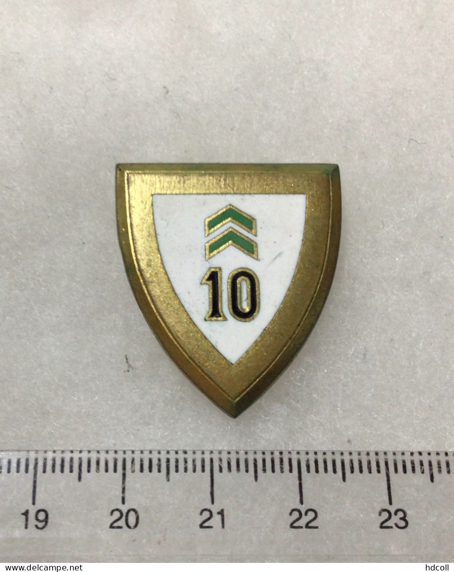 FRANCE AVIATION ARMEE DE L’AIR- Insigne 10° Escadre De Chasse Creil DP 775 - Armée De L'air