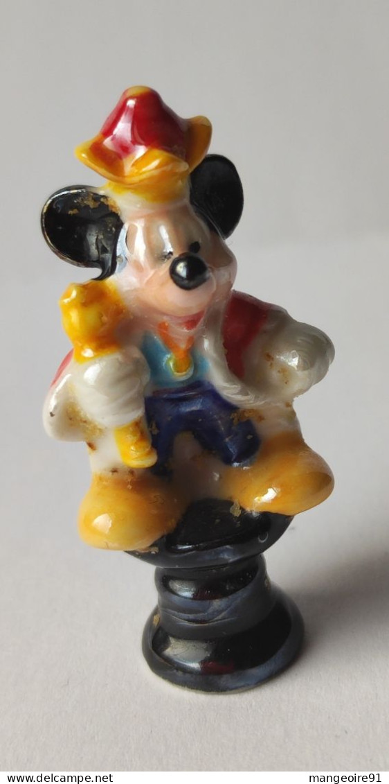 Fève / Fèves 2003  Disney Jeu D'échecs Disney * Mickey Roi (T 3137) AFF 2003 Page 29 - Disney