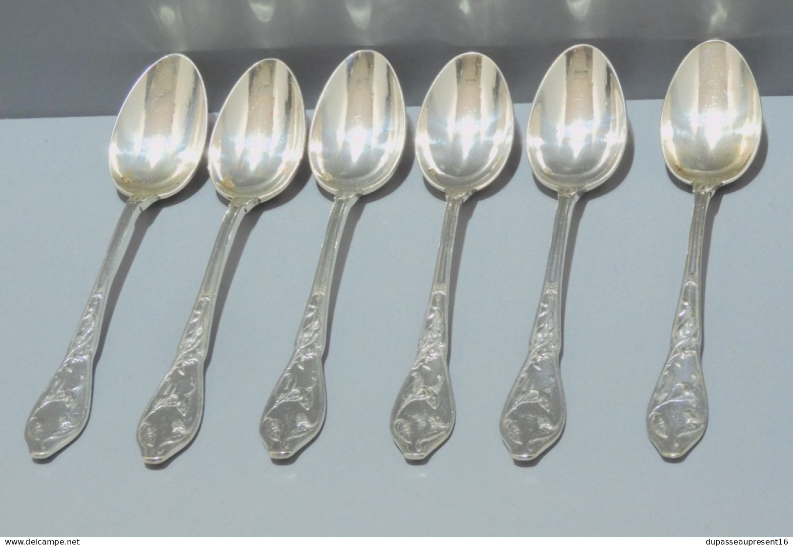 -6 PETITES CUILLERES ART NOUVEAU BOULENGER Métal Argenté Café,  Dessert     E - Plata