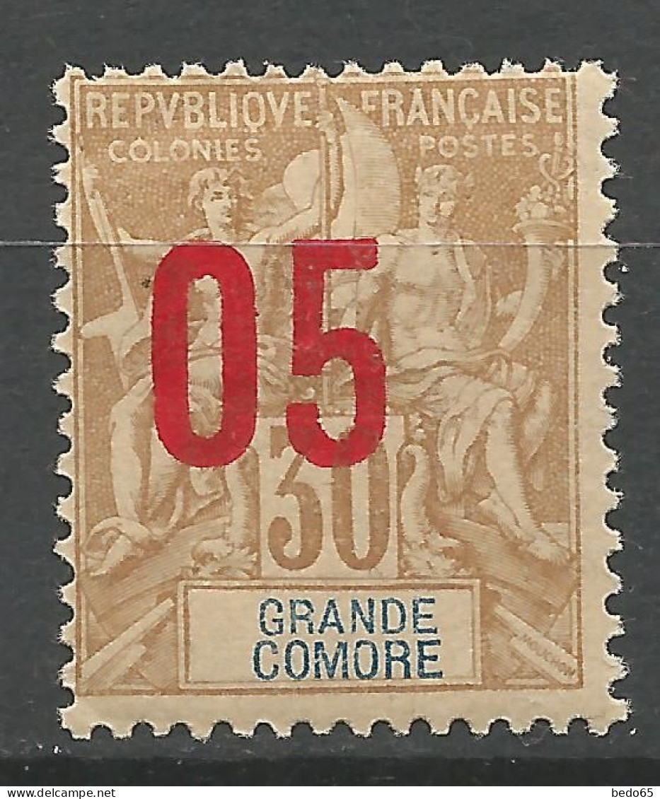 GRANDE COMORE  N° 25 Surcharge Déplacée NEUF* CHARNIERE / Hinge / MH - Nuevos
