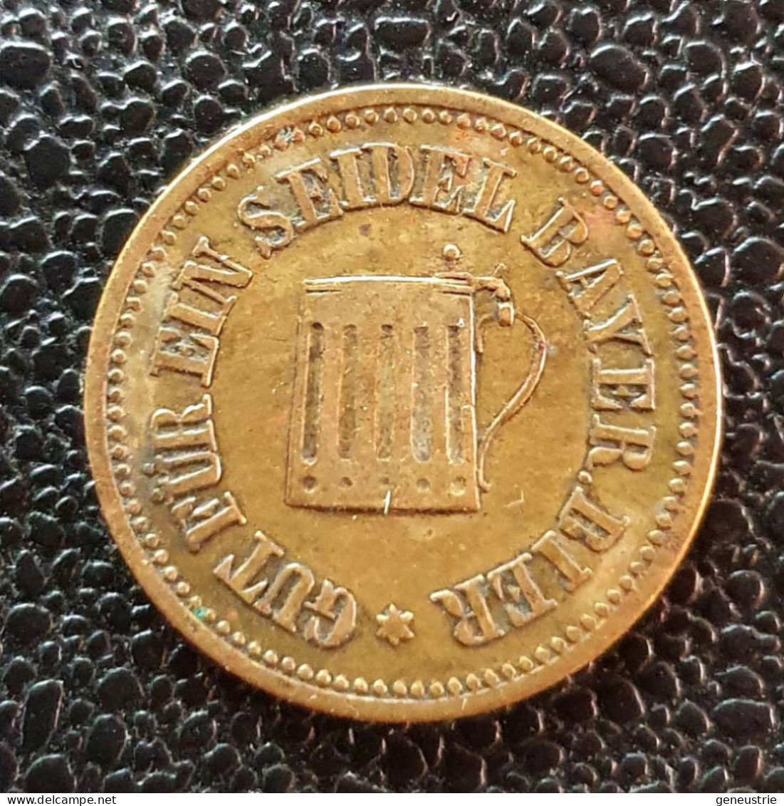 Jeton De Nécessité De Bière Allemagne "Wiener Café Central - Mainz (Mayence) Bon Pour Une Bière Bavaroise Seidel" - Monedas/ De Necesidad