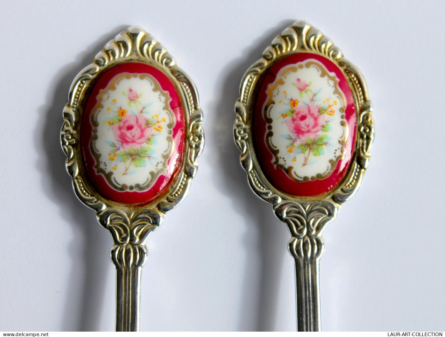 2 JOLIE PETITE CUILLERE DE COLLECTION, METAL ARGENTÉ CAMÉE PORCELAINE PEINT MAIN, ART DECORATIF ART DE LA TABLE (1202.7) - Spoons