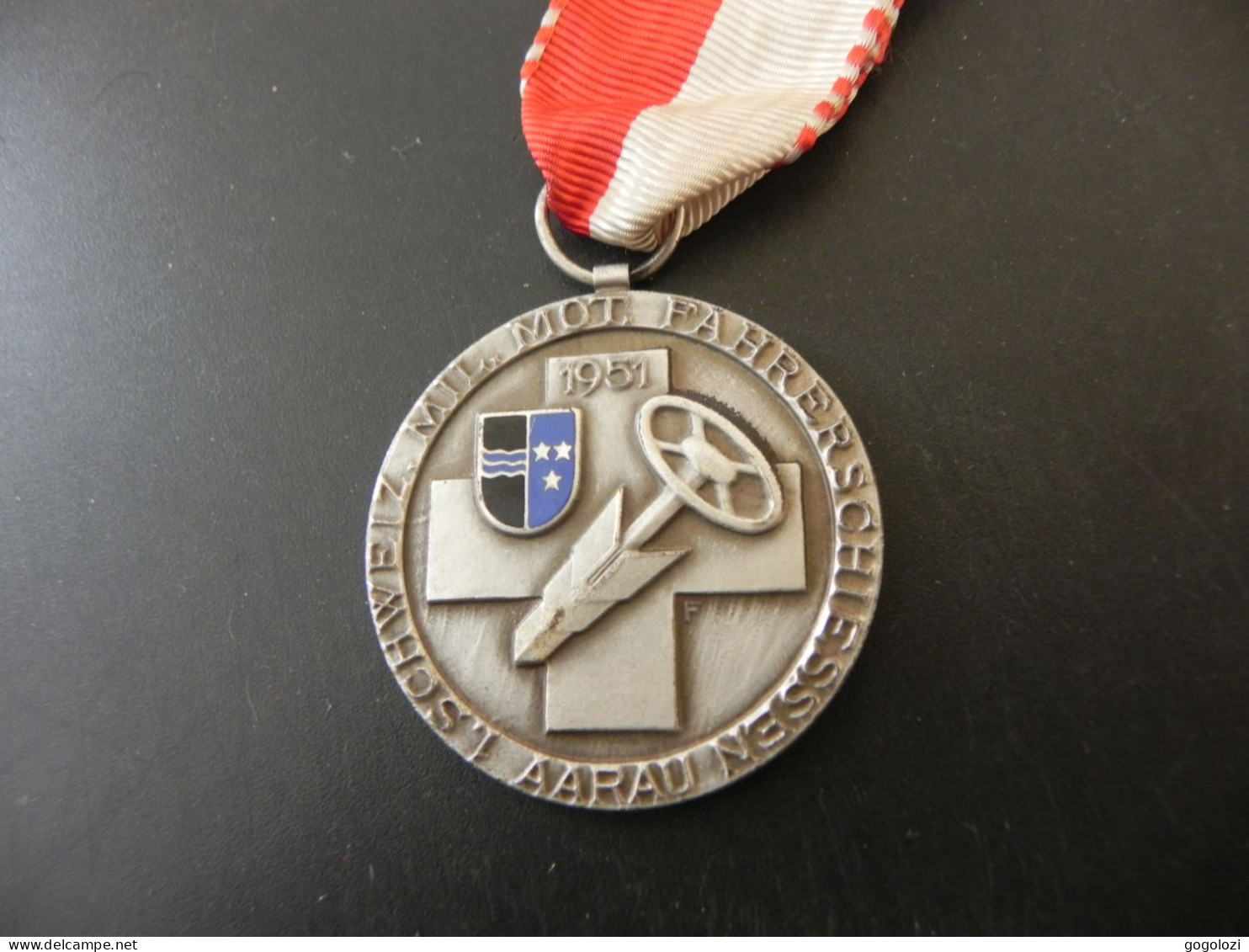 Medaille Medal - Schweiz Suisse Switzerland - Kranzauszeichnung Aarau Schweiz. Mil. Mot. Fahrerschiessen 1951 - Andere & Zonder Classificatie