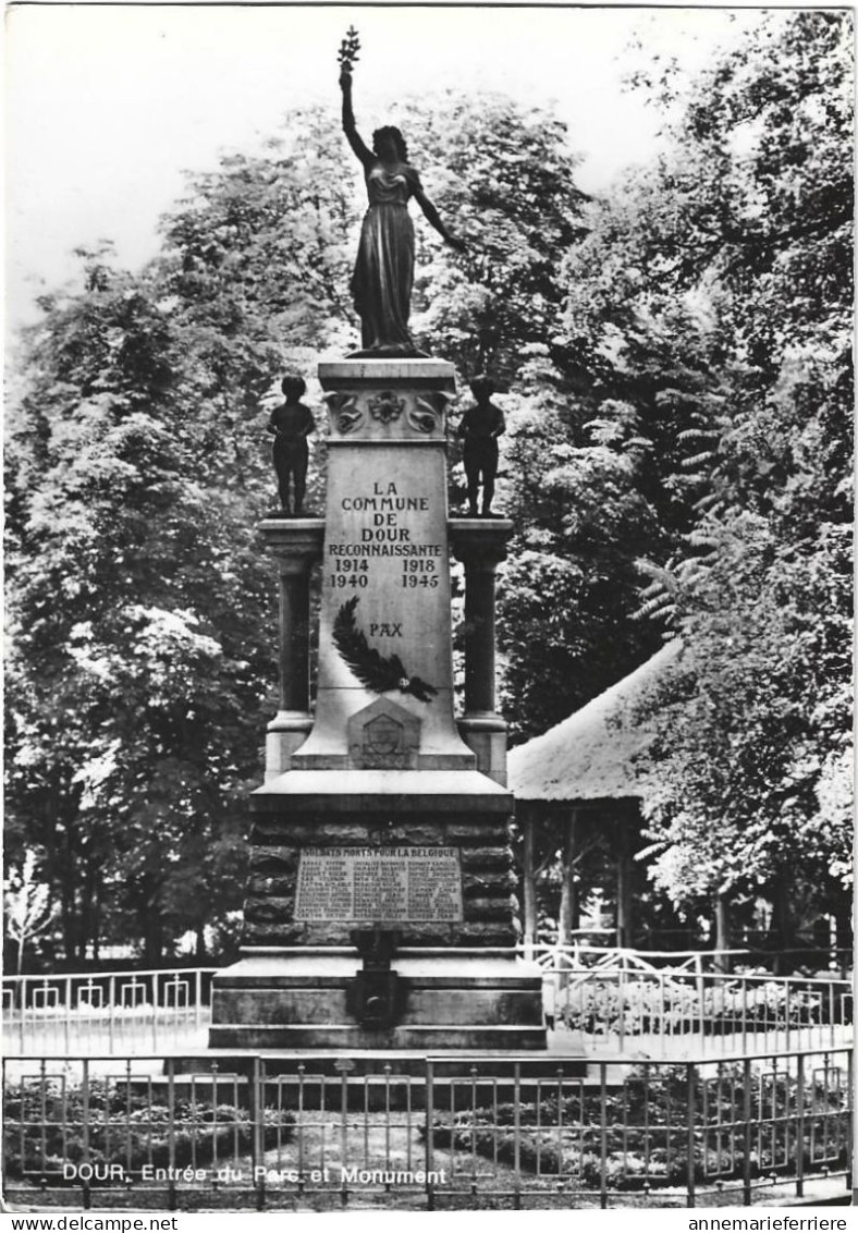 Dour Entrée Du Parc Et Monument - Dour