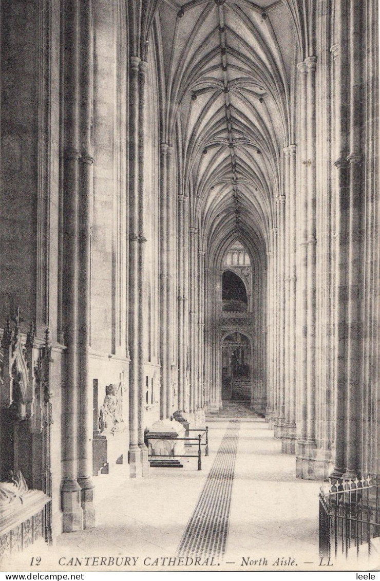 BX46. Vintage Postcard. North Aisle, Canterbury Cathedral.  Signed LL - Canterbury