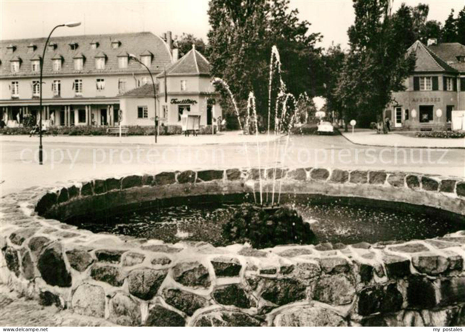 72952592 Pieskow Bad Saarow Johannes R Becher Platz Springbrunnen Pieskow Bad Sa - Bad Saarow