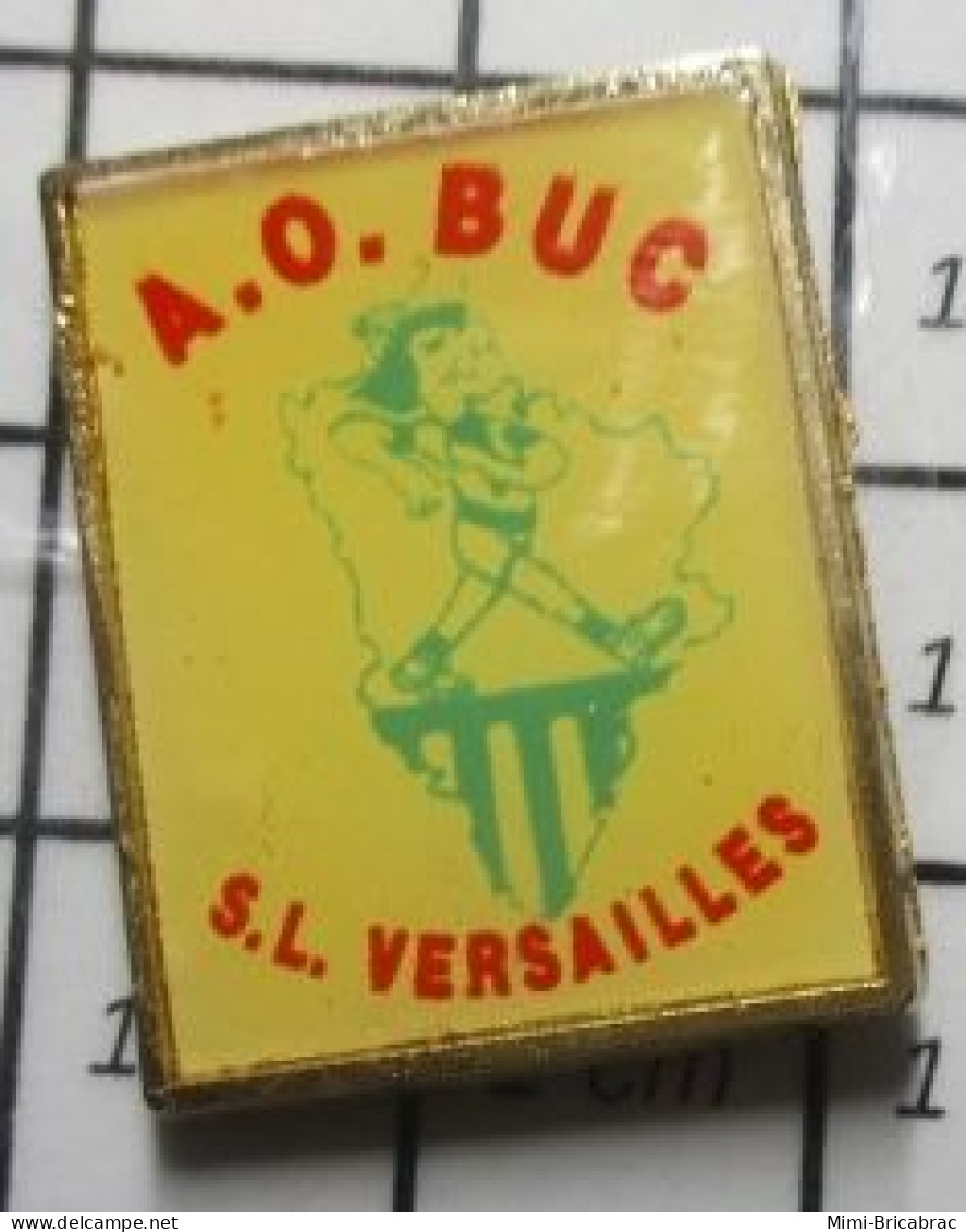 1316A Pin's Pins / Beau Et Rare / SPORTS / AO BUC SL VERSAILLES CLUB DE MARCHE - Atletiek