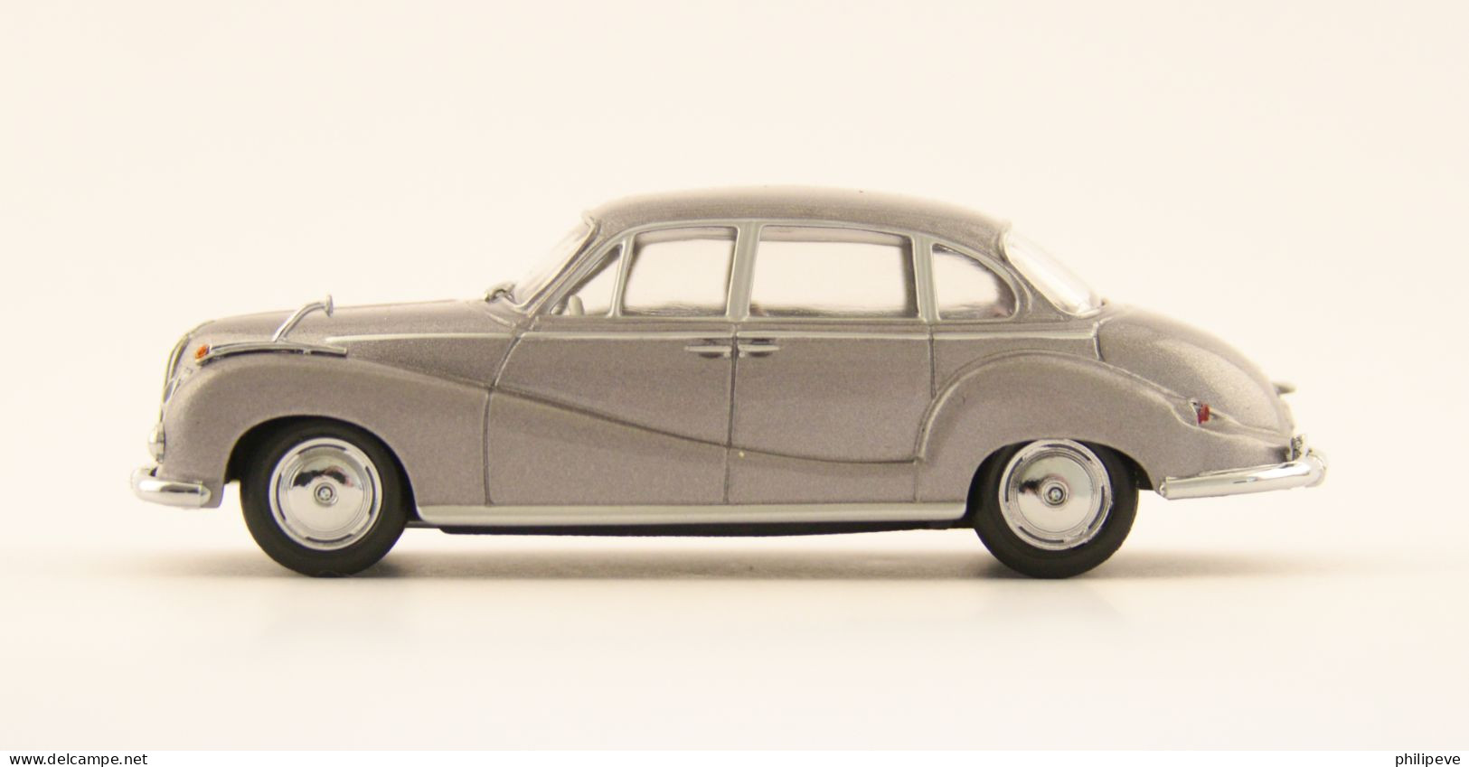 BMW 502 - SCHUCO 1:43 - Schuco