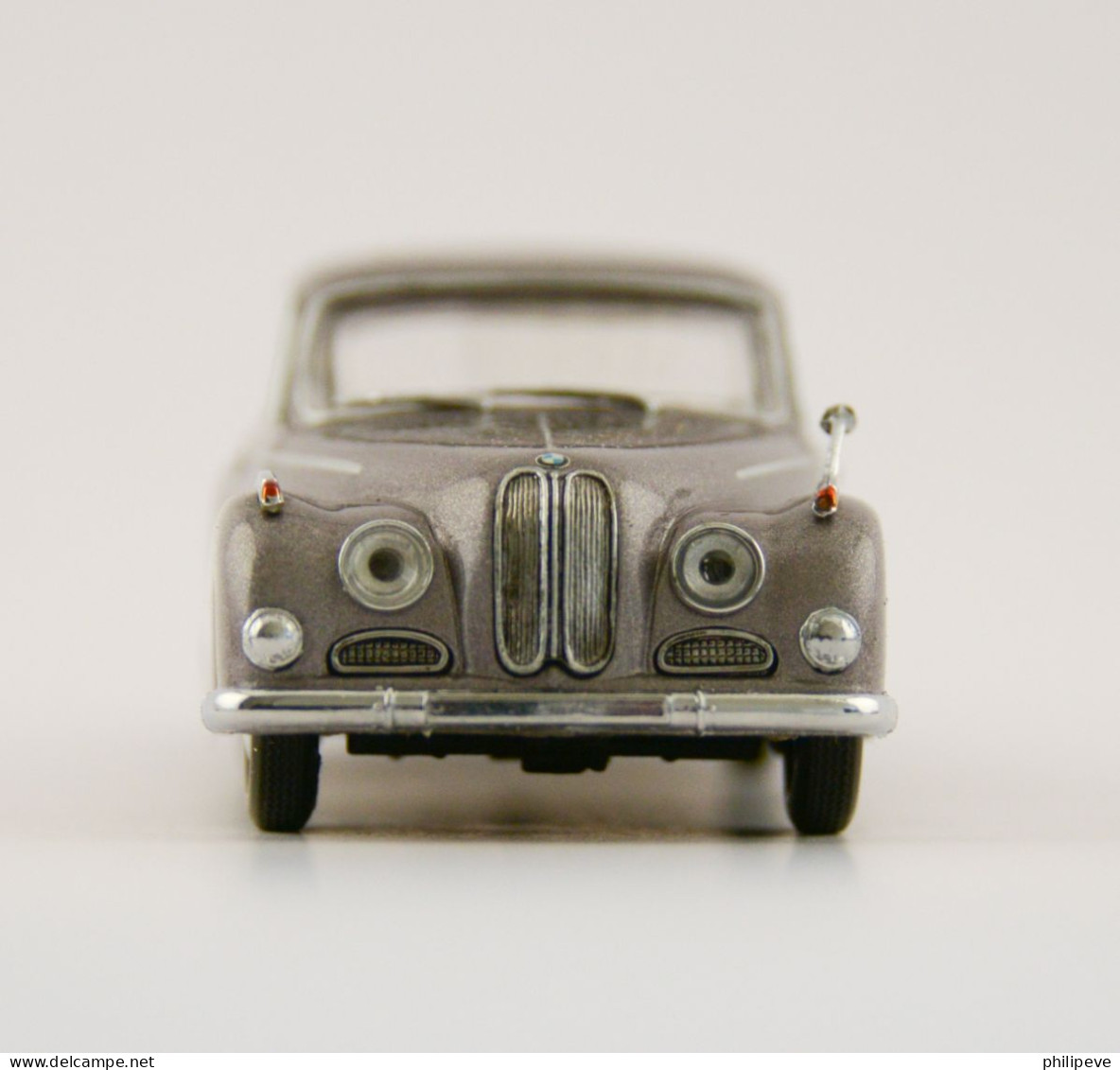 BMW 502 - SCHUCO 1:43 - Schuco