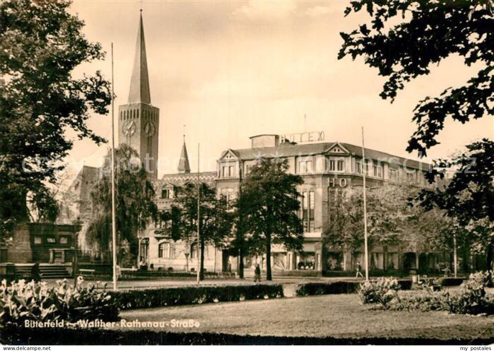 72941950 Bitterfeld Walther Rathenau Strasse Park Kirche Bitterfeld - Bitterfeld